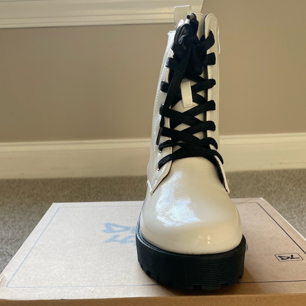 Chinese Laundry Patent Leather Lace up Boot